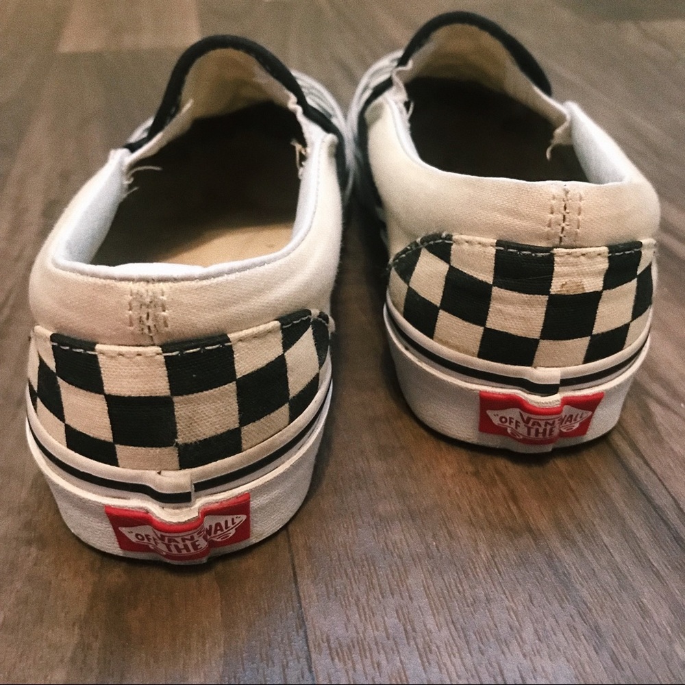 Vans - Picture 2 of 2